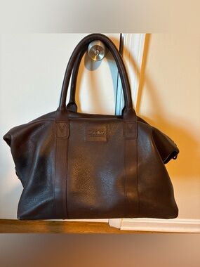 Loake Balmoral brown leather duffel weekender